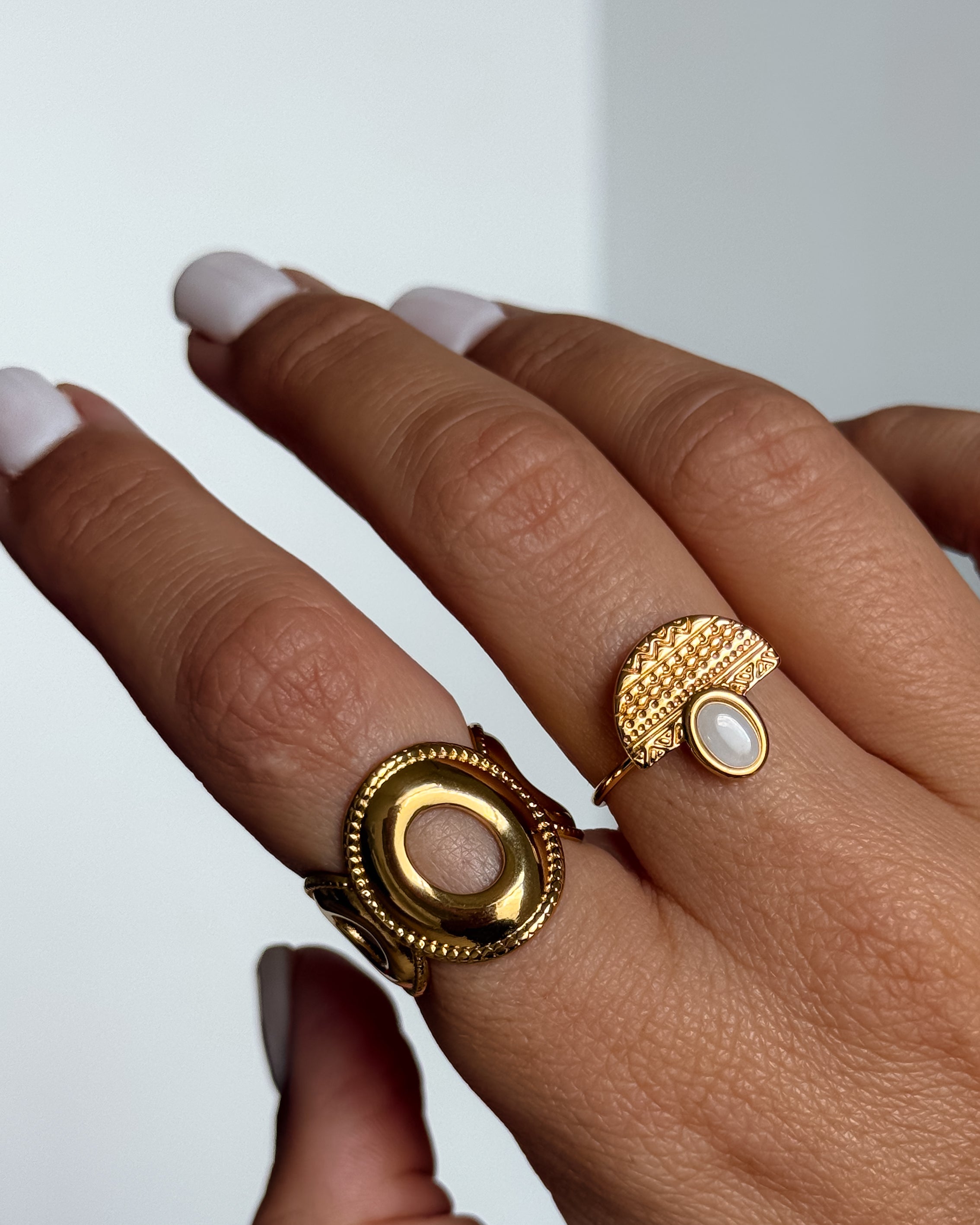 PEARL TOUCH RING