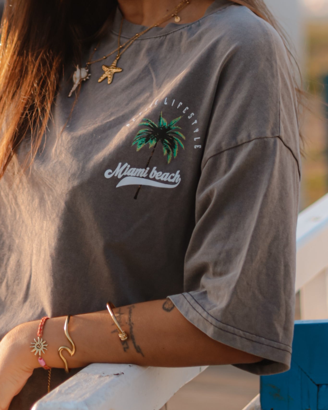 MIAMI BEACH T-SHIRT - GREY WASHED